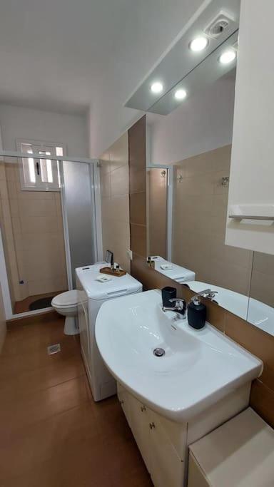 Simply Meraki Gytheian Apt With Panoramic Sea View Gythio Ngoại thất bức ảnh